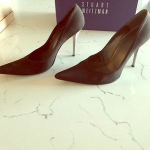 Stuart Weizman black heels with original box